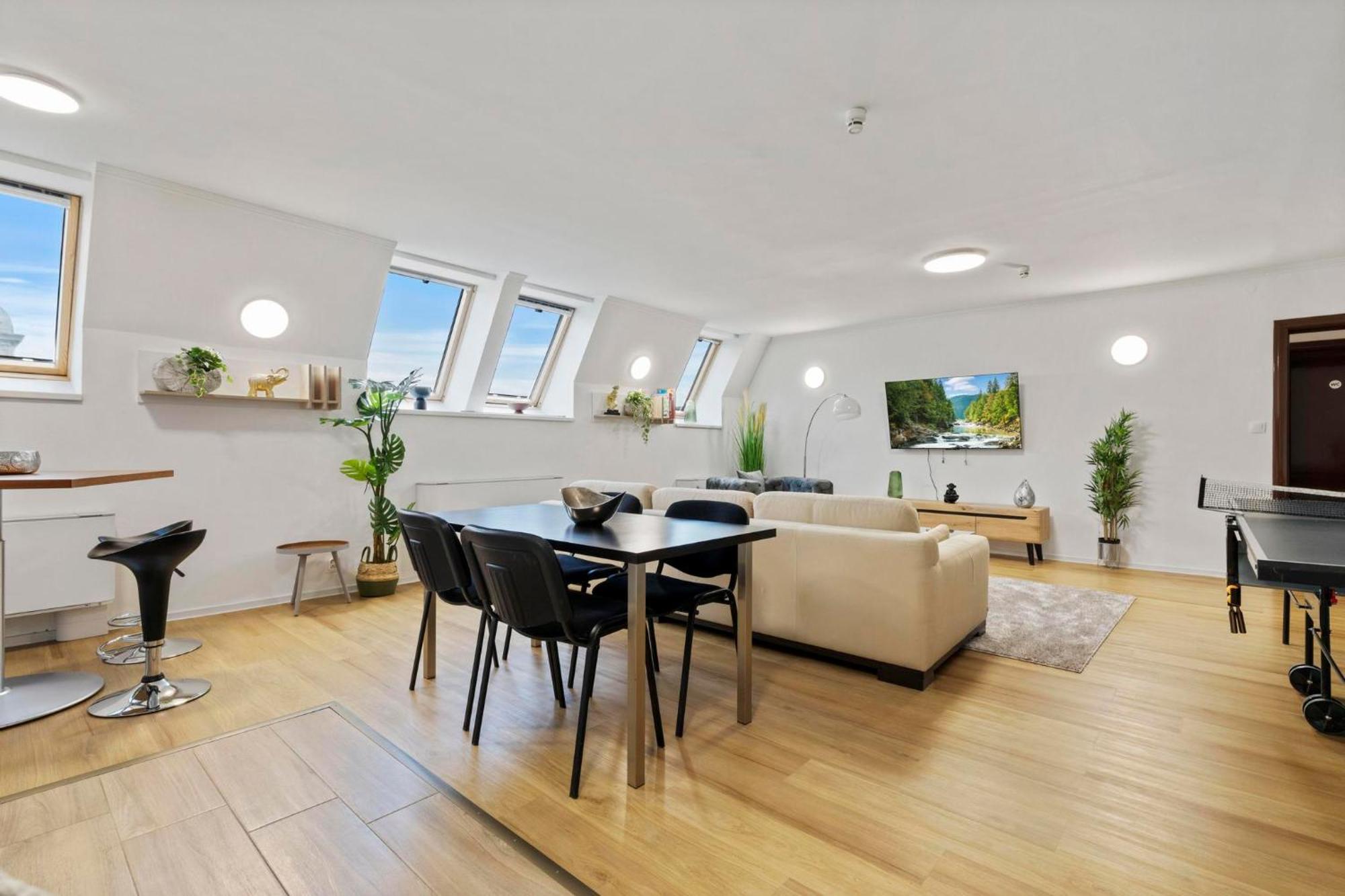 Apartmán Family Hub In Centre Bratislava Exteriér fotografie
